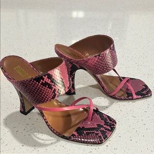 Paris Texas gorgeous Hot pink size 36 snake print 95mm sandals